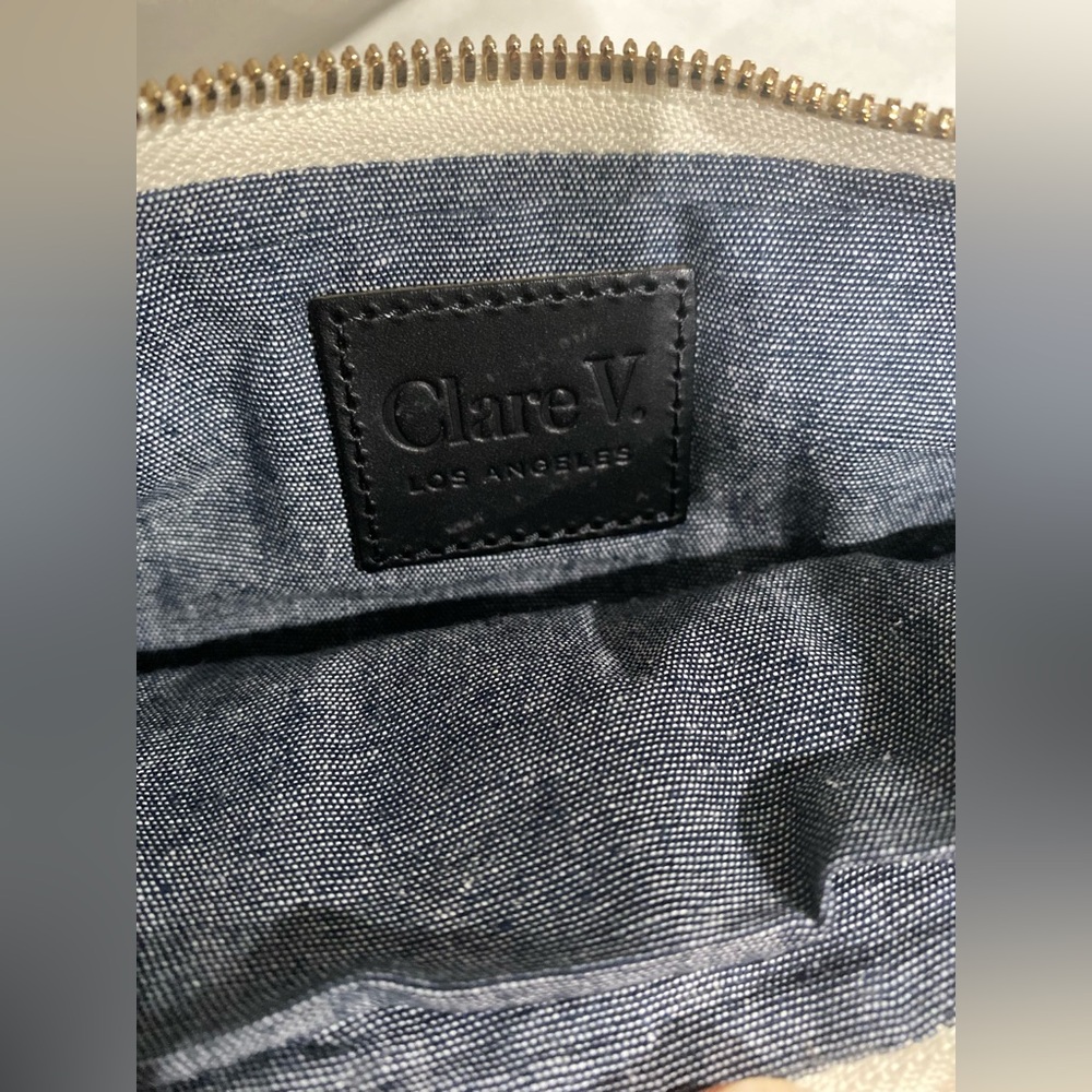 Last offer🔥🔥🔥🔥Clare V Fold over Woven Leather Clutch - Picture 12 of 15